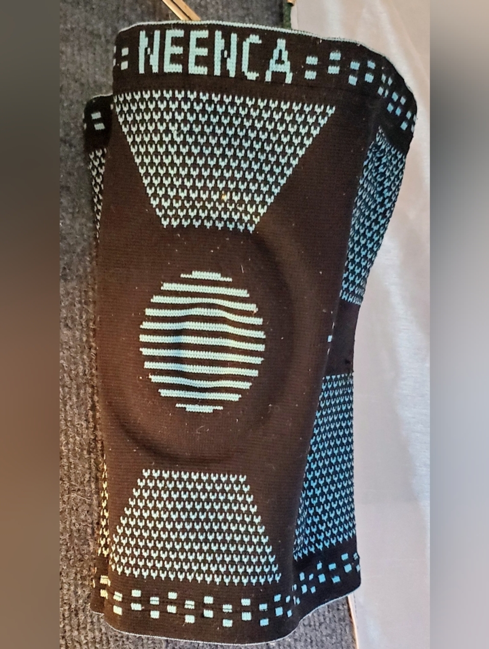 Black & Teal Compression Knee Sleeve - NEENCA